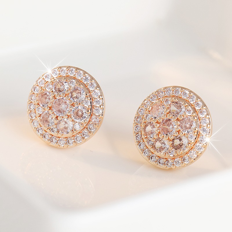 Elegant Luxury Round Synthetic Zirconia Stud Earrings